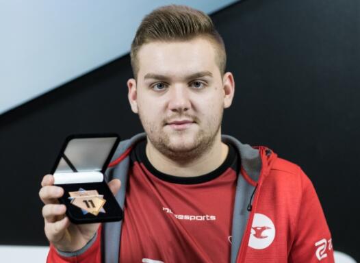 【战报】2021KPL春季赛常规赛第二轮W3D2，南京Hero久竞 3-1 RW侠