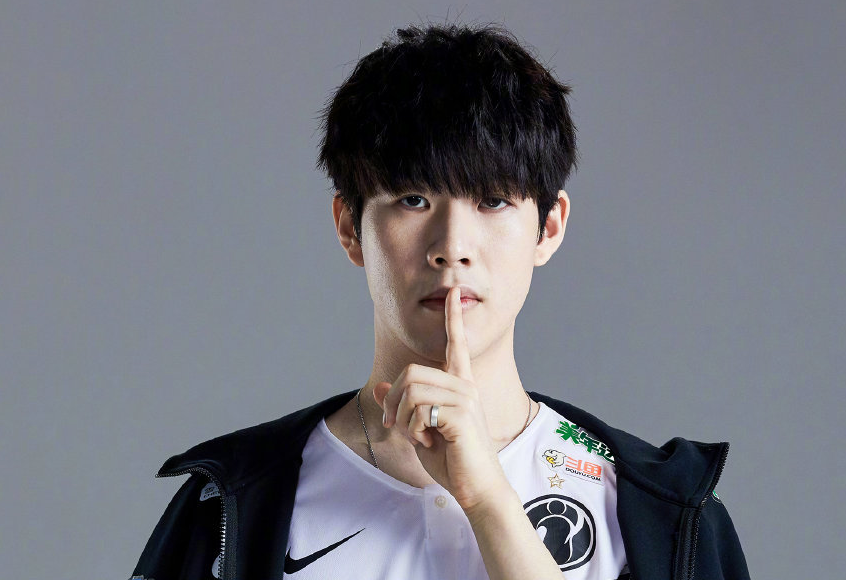 TES官方发布xiye选手故事：回归赛场的日与夜